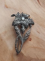 Antique Markasite Flower brooch with Akoya pearl- 800 Silver
