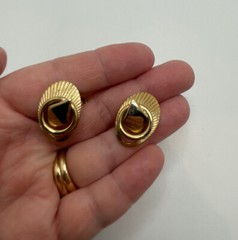 Vintage Signed Alice Gold Tone Circle Screw Back Earrings 3D 80s