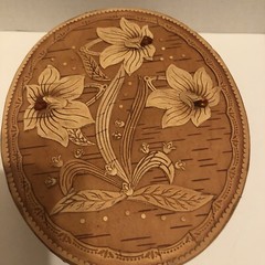 Vintage Baltic Amber Wooden Trinket box 7″ Made in Russia.