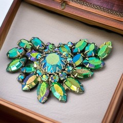 Vintage 1950s Peacock AB Emerald Rhinestone Brooch Silver Tone Marquise Chaton
