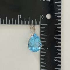 925 Sterling Silver Natural Swiss Blue Topaz Teardrop Pear Pendant 20 Carats