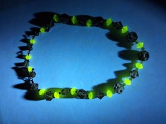 Vintage Lisner Necklace Champagne and Green Glass Beads That Glow.
