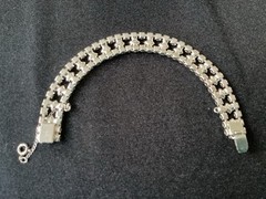 Vintage B David Sparkling Rhinestone 7” Bracelet Safety Chain Prong Set J87