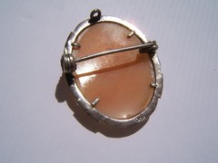 VINTAGE 800 SILVER & MARCASITE SHELL CAMEO PIN PENDANT