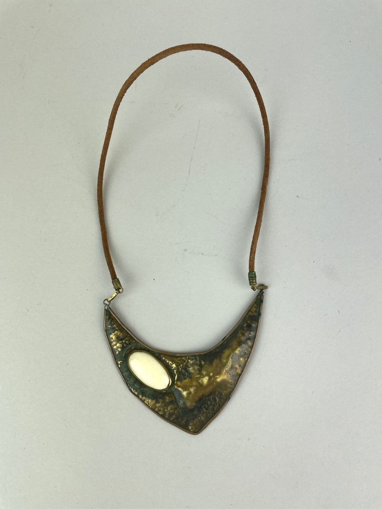 Vintage 60s 70s Handmade Brutalist Pendant Necklace Brass & Leather, Stone 15.5″