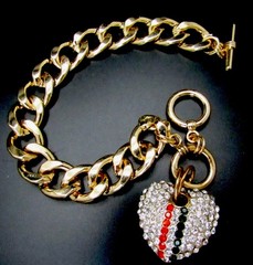 JOAN RIVERS SWARVOSKI CRYSTAL PATRIOTIC HEART GOLD TONE TOGGLE BRACELET NIB