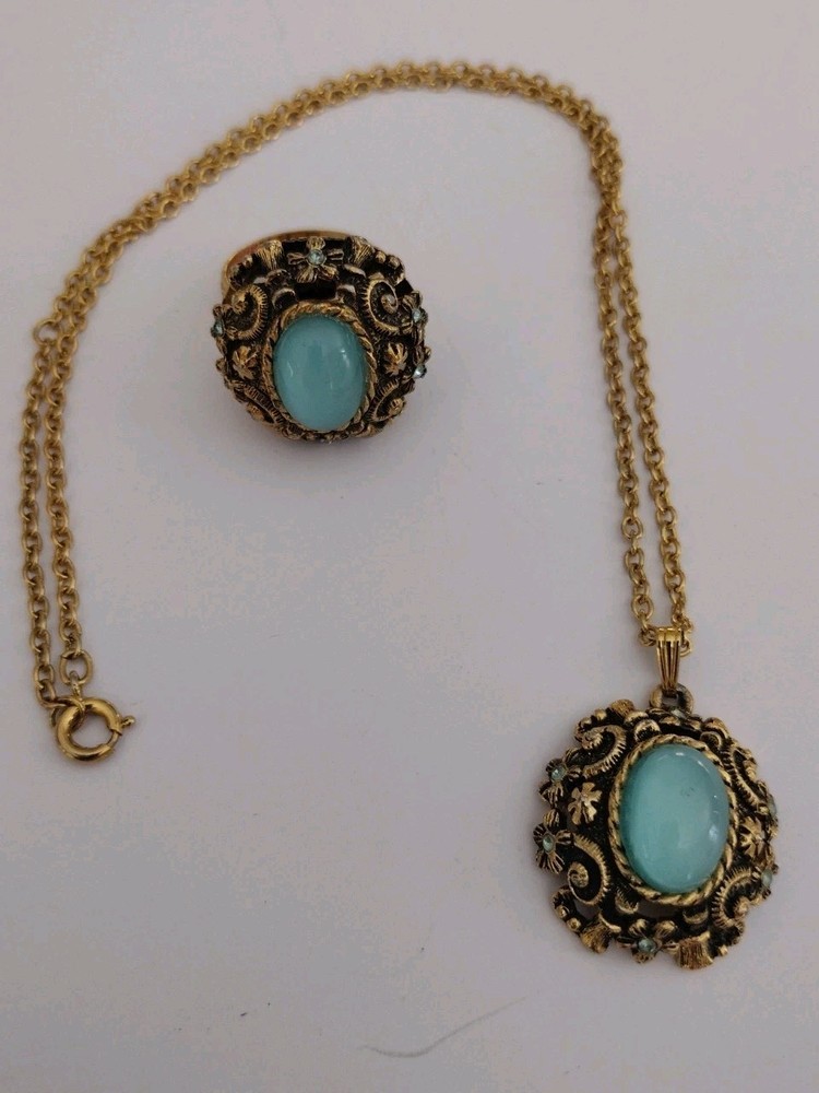 Vintage 1971 Sarah Coventry Czarina Aqua Blue Necklace Ring Set Gold Tone