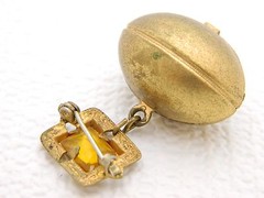 VTG Antique Gold Tone Topaz Rhinestone Football Dangle Pin Brooch C Clasp