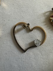 Lot Of Heart-shaped Jewelry Pendant Brooch Keychain Enamel Rhinestone Pearl