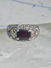 Black Hills Gold ring wedding band garnet leaves size_5.5 sterling silver women