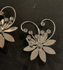 Vintage Flower with Rhinestone Silver Plated Metal Clip Earrings