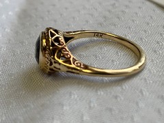 Vtg 14K Yellow Gold Ring 2.9g Fine Jewelry Size 6.25 Band Emerald Color Stone