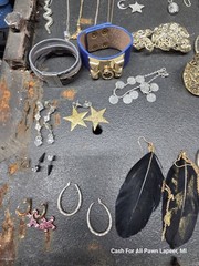 VINTAG 1970-1990 Retro Mcm JEWELRY 80 PC LOT NECKLACE BRACELET RINGS EARRINGS