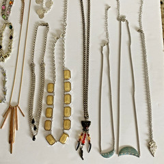 Vintage Lot COSTUME JEWELRY All Wearable & Nice 48 pieces