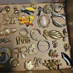 Vintage to Modern Broochs Pins Hat Pins Lot of 61 Pieces All Wearable