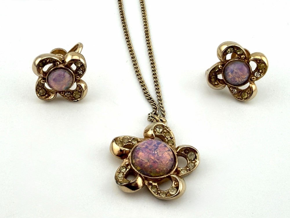 Vintage Anthony Pink Faux Opal Crystal Flower Necklace & Screw Back Earrings Set