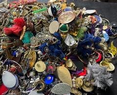 17 Pounds Pierced Vintage To Fashion Mixed Metals Earrings Jewelry Lot #70