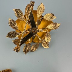 Vintage Yellow Enamel Flower Brooch Dangle Earrings Set Gold Tone Cabbage Rose