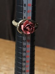 RED ROSE GOLD COLORED RING SIZE 5-6 ADJUSTABLE / WRONGWAY052