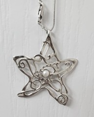 HAGIT GORALI Sterling Vintage Israel Pearl Star Pendant W Chain