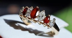 14k yellow gold size 4 ring 0.90ct garnet natural diamond pyramid 3.0gr N3074E