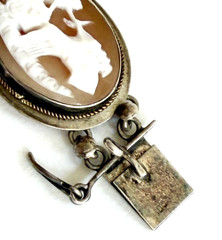 Vintage 800 Silver Carved Shell Oval Cameo Link Bracelet