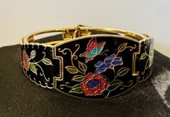 Vtg Cloisonné Floral Bangle Bracelet Black Enamel Gold Tone Hinged Butterfly