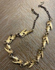 Mode ART Signed Vintage Gold Black Oak Leaf Collar/ Choker Necklace