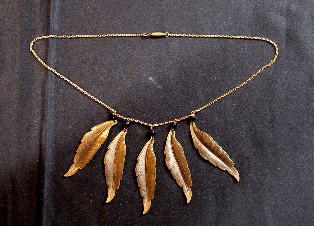 Vintage Gold Tone Feather Necklace 16” with Spring Tension Clasp