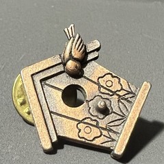 JJ Jonette Pewter Bird House Pin Brooch Antiqued Bronze Color 7/8 inch