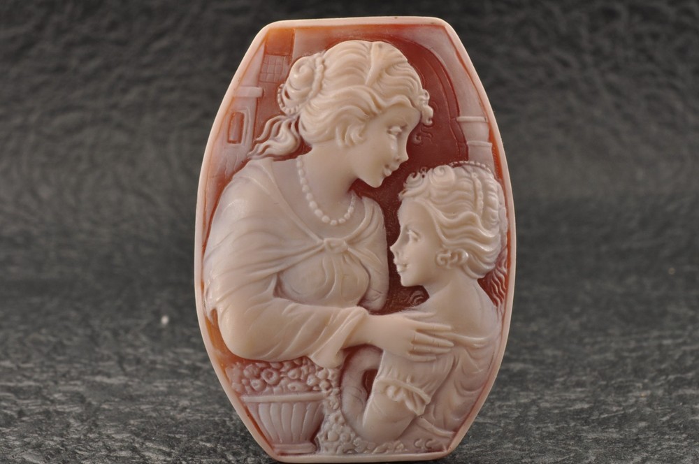 Vintage hexagon shape shell cameo “Mother and Daughter” (68.5ct) sign by artist.