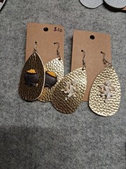 Costume Jewelery Lot-17 Pieces
