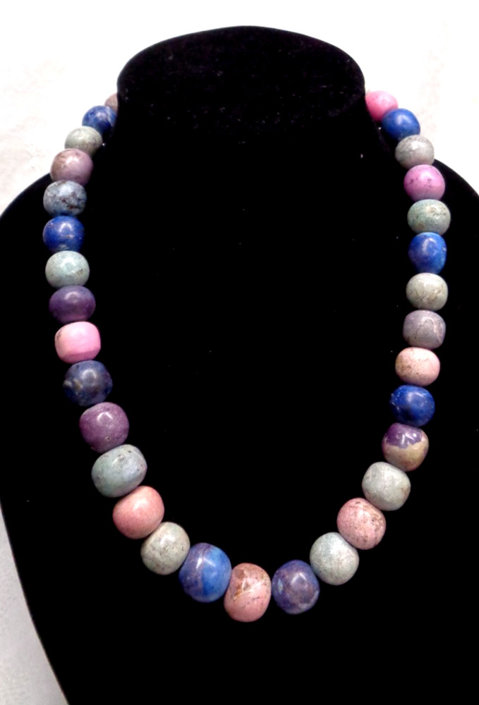Vtg ESTATE JEWELRY Multicolor Polished Stone Large Bead Barrel Clasp Necklace