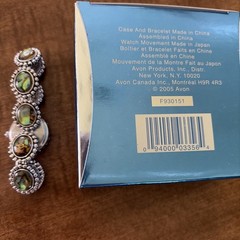 Avon Vtg Ladies’ Round SilverTone Abalone Bracelet Links Watch