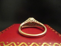 VINTAGE 10K YELLOW/WHITE GOLD DIAMOND FLORAL FILIGREE DOME RING Sz 6.25 – 2.88g