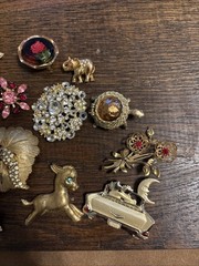 Vintage Pin Brooch Jewelry Lot 15 Piece Assorted Brooches Rhinestones Crystals