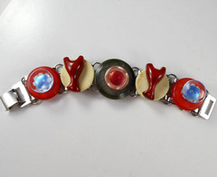 Vintage SARAH COVENTRY Lucite Disc Button Bracelet Large Round Links Silver Tone