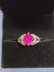 Vtg Ornate Sterling Silver Ring SZ 9 Pink Square Ruby Cubic Zirconia CZ Accents