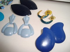 Lot of Vintage 1980’s 1990’s Pierced Earrings Women’s Jewelry Retro Blue
