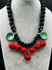 Vtg Red Cherries Black Bead Necklace Rockabilly Pin-Up Flying Colors Choker 80’s