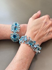 Vintage Verified JULIANA Clamper Bracelet Brooch Earrings Blue Givre Glass