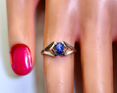 Gorgeous Unique Vintage Ladies 10K White Gold Oval Star Sapphire Ring, Size 7
