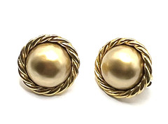 Vintage 80s Clip-On Earrings Carol lee Clip Ons faux pearl