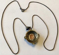 VINTAGE ART DECO STERLING SILVER SHELL CAMEO AND MARCASITE PENDANT NECKLACE B23
