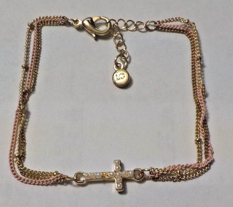 7″ Faux Pearls, Gold Tone & Pink Chains Cross Bracelet – Liz Claibourne
