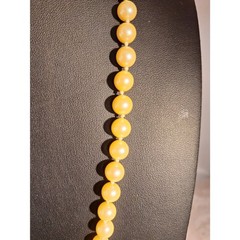 A Vintage Faux Pearl Necklace Grandmacore Elegant Champagne Regencycore Coquette