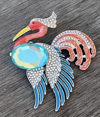 Parrot Bird Crystal Rhinestone Brooch Peacock Pin Enamel Vintage Jelly Belly