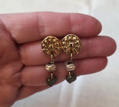 Vintage LCi Liz Claiborne Gold Rosette Baroque Pearl Leaf Drop Earrings Pierced