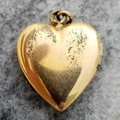 Vintage Heart Shaped Locket, 7/8 Inch Tall, Yellow Gold Filled, Well Loved, Pho