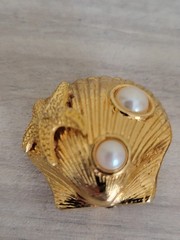 Vintage Marvella Goldtone Starfish Seashell Clip Earrings Faux Pearl HTF Clip On